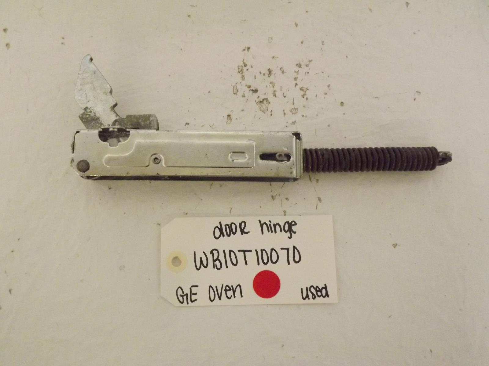 GE Oven WB10T10070 Door Hinge Used GE Oven WB10T10070 Door Hinge Used